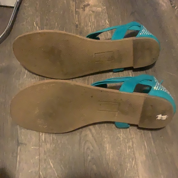 Women’s Size 9.5 Teal/Tan Sandals - Picture 3 of 5